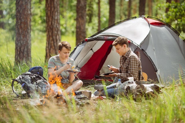 野外迷路没有信号怎么办,3种好办法能自救脱险