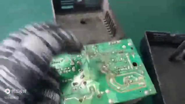 电动车充电器保险管坏了咋处理,电动车充电器保险丝一般多大的