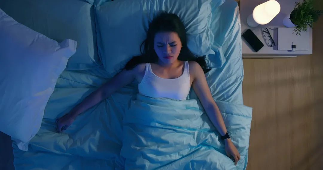 失眠的人应该如何改善睡眠质量,失眠患者如何改善自己的睡眠状况