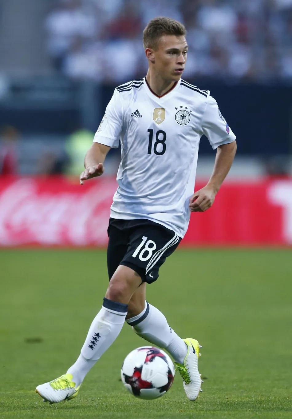 美国足球历史十大最佳阵容,中国足球历史最佳阵容排名