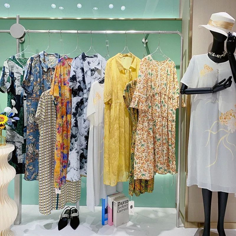 品牌折扣女装长袖羊毛连衣裙,品牌折扣女装连衣裙