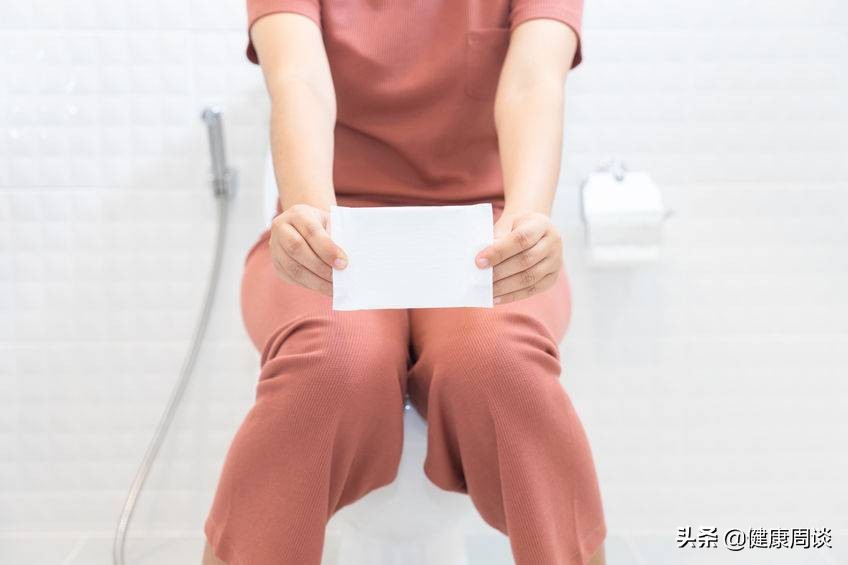 月经量少又推迟10多天吃什么药,吃什么食物可以推迟来月经