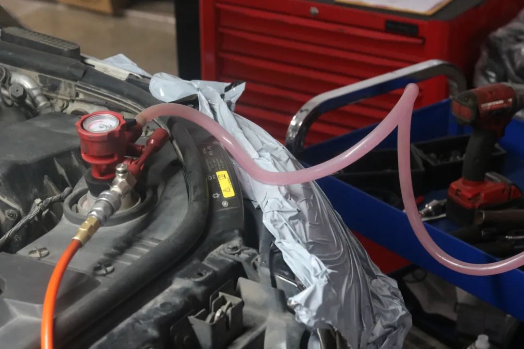 老款路虎揽胜修复,彻底翻新一辆路虎揽胜全过程