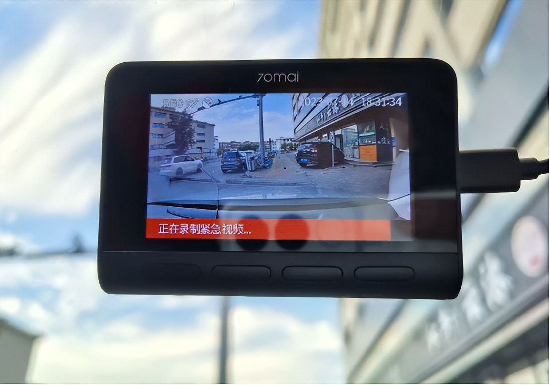 70迈行车记录仪a810,4k120帧行车记录仪评测