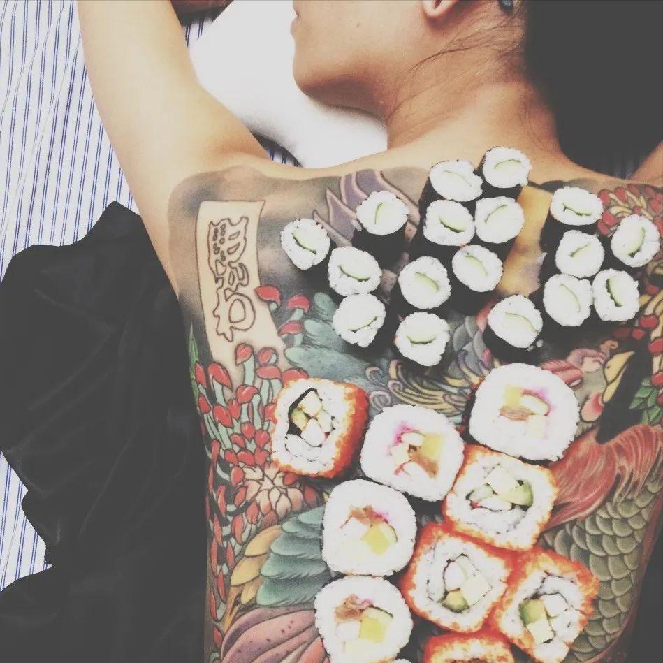 侃爷在纽约为女友庆生,侃爷庆祝生日