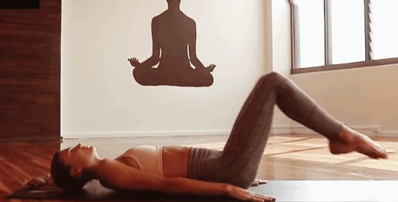 16个瑜伽腹部练习，给你马甲线和核心力量