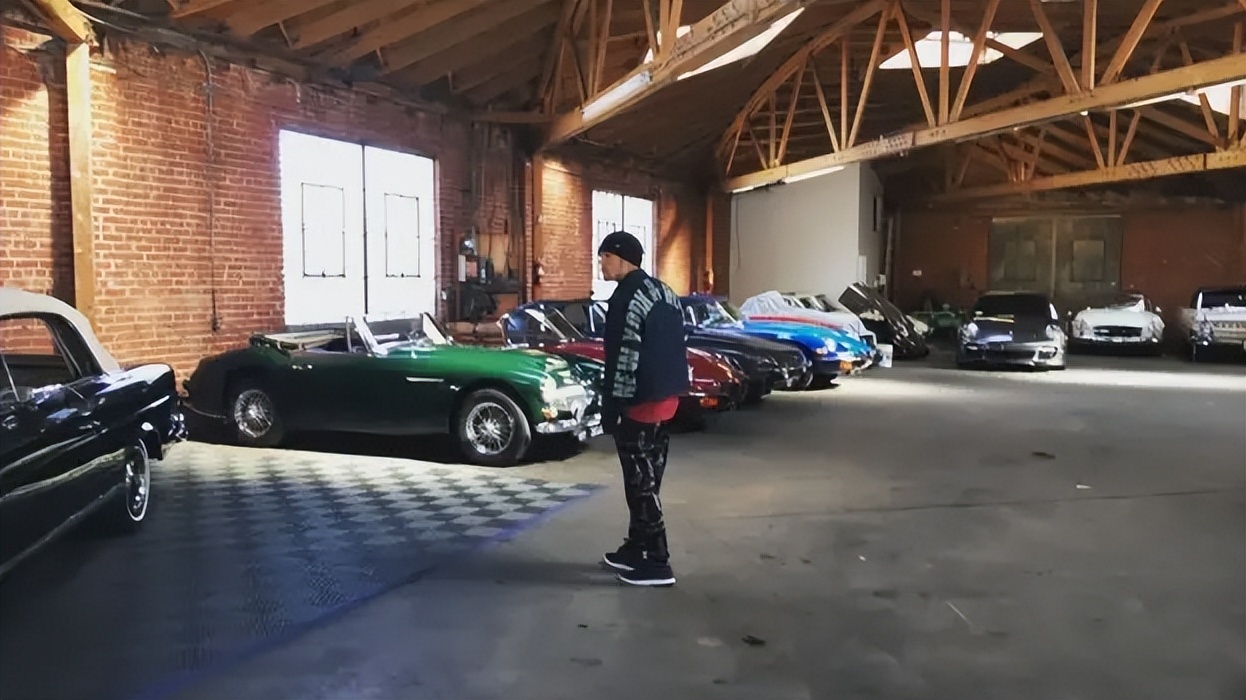 男明星花钱如流水,明星花钱有多豪