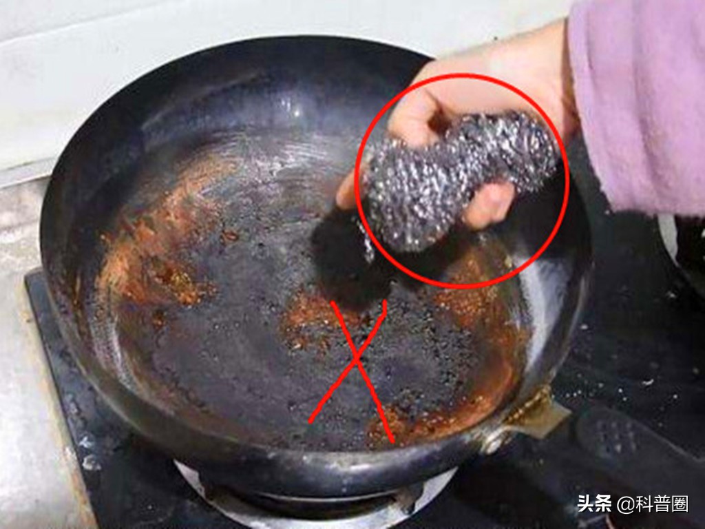 央视曝光废油桶铁锅,家用铁锅竟成夺命锅