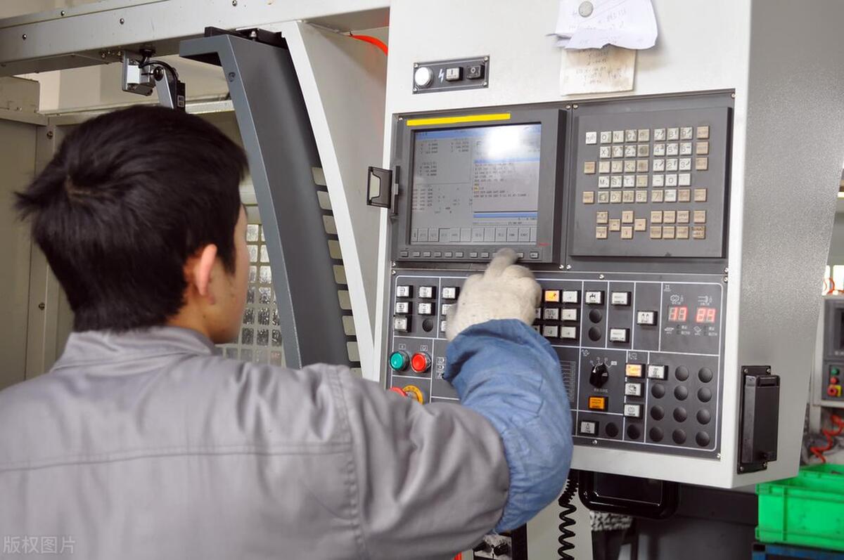 不想做机加工又很迷茫怎么办,机加工技术有前途吗