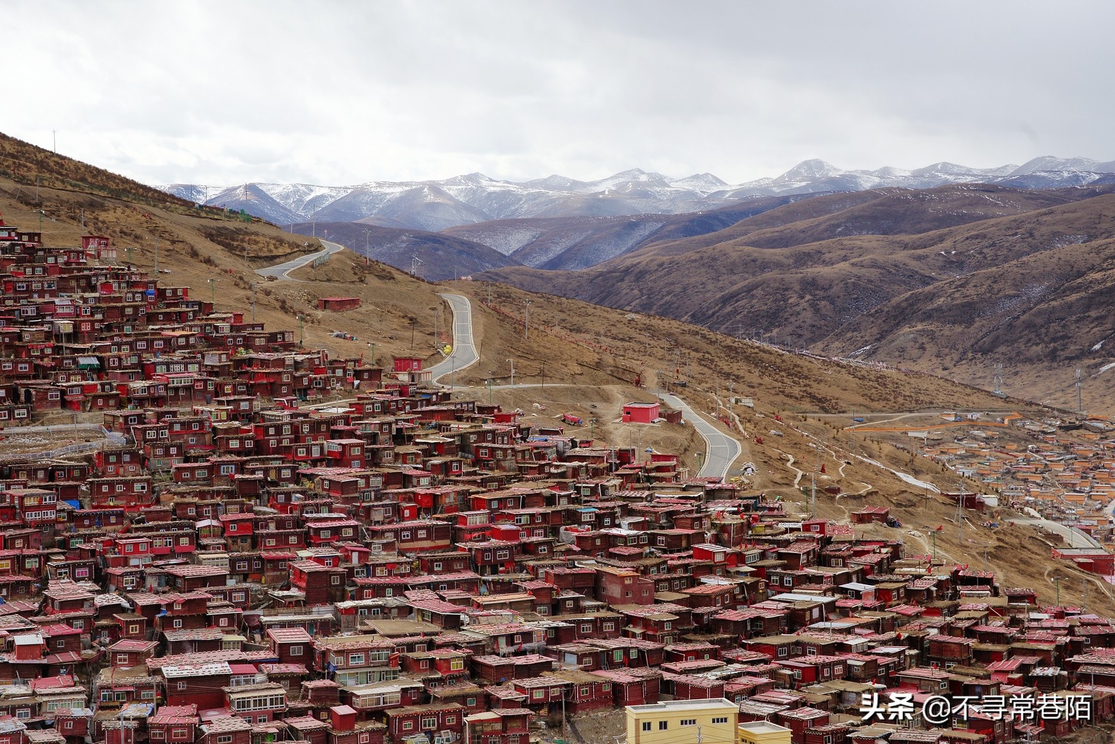 这里有许多历史悠久的古镇,从历史中走来的古镇