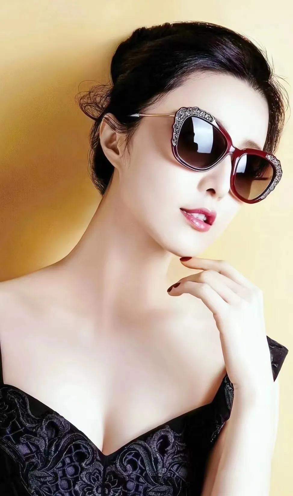 超清全网最好看的美女图片壁纸,360小鸟壁纸里的古风美女