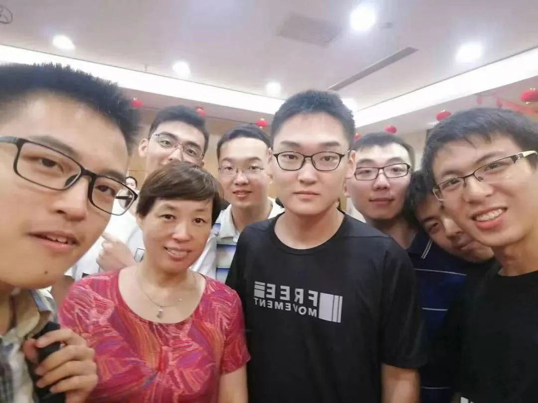 教师节纸短情长走天涯表白恩师,教师节向最喜爱的老师表白