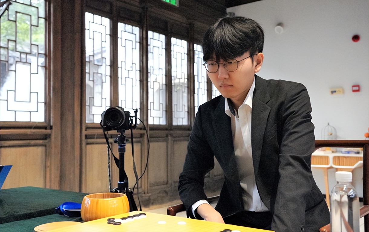 烂柯杯围棋半决赛最新结果,2022年烂柯杯围棋比赛棋谱