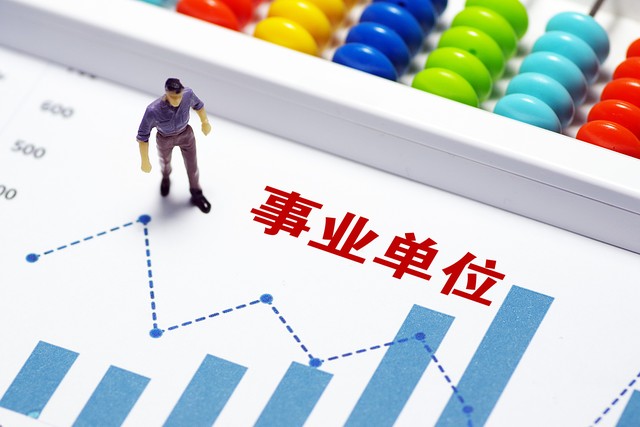 我，85年出生，30岁买房买车，如今年收入达到35万