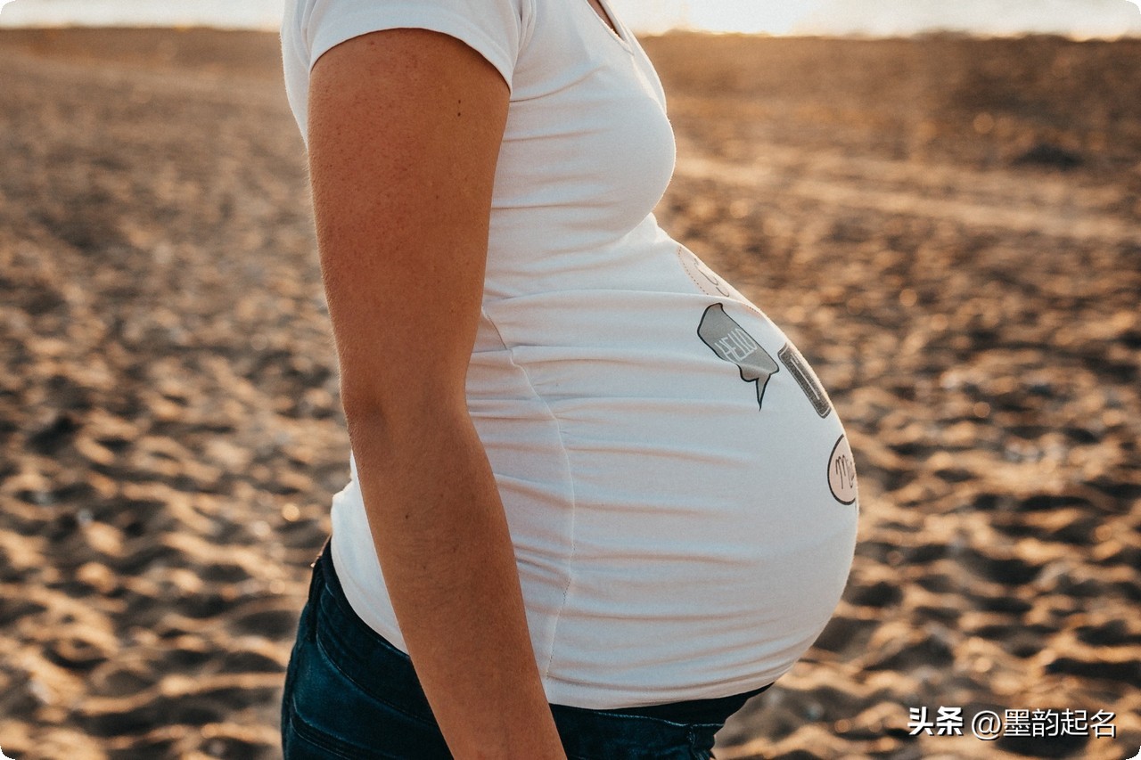 取一个温暖纯良的名字男孩,适合男孩子比较深情的名字