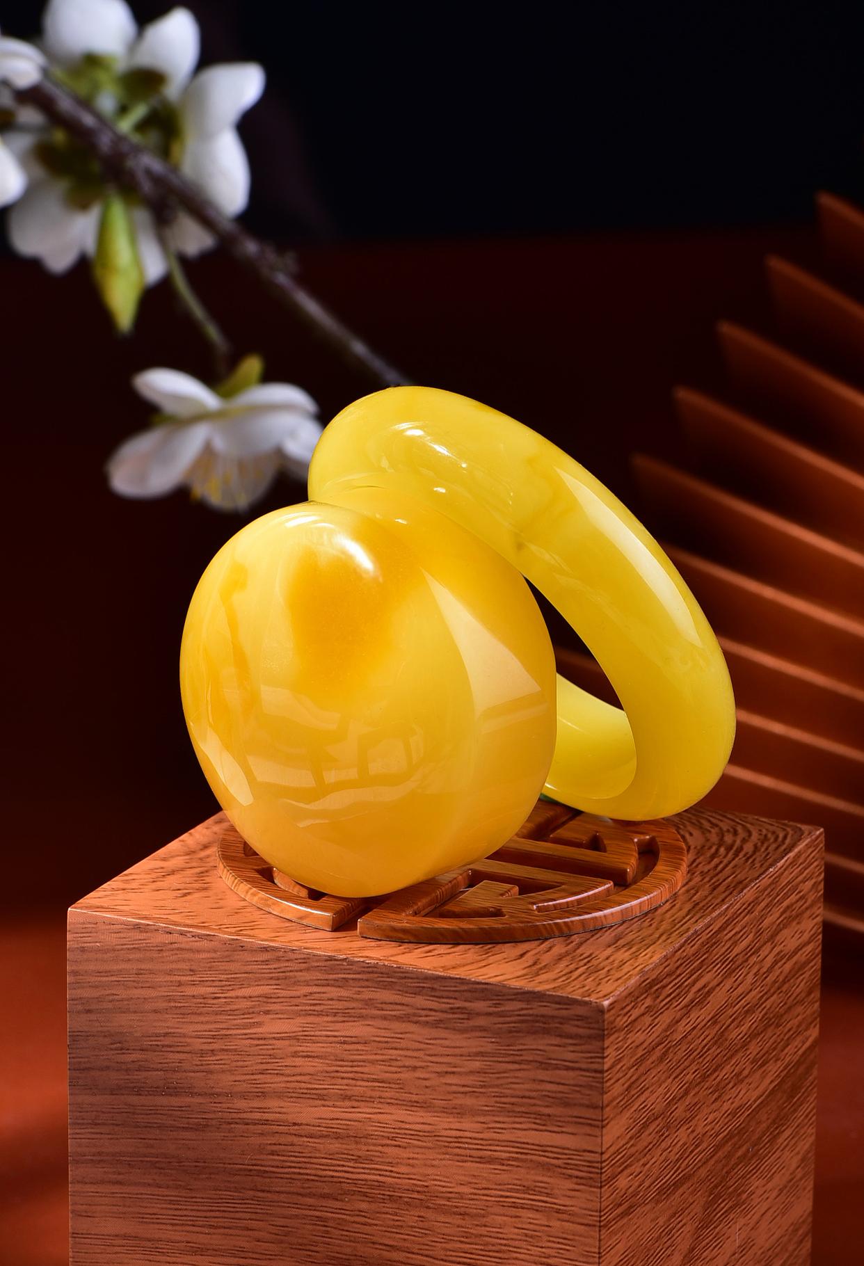 蜜蜡挑选技巧,手把手教你挑选蜜蜡原石