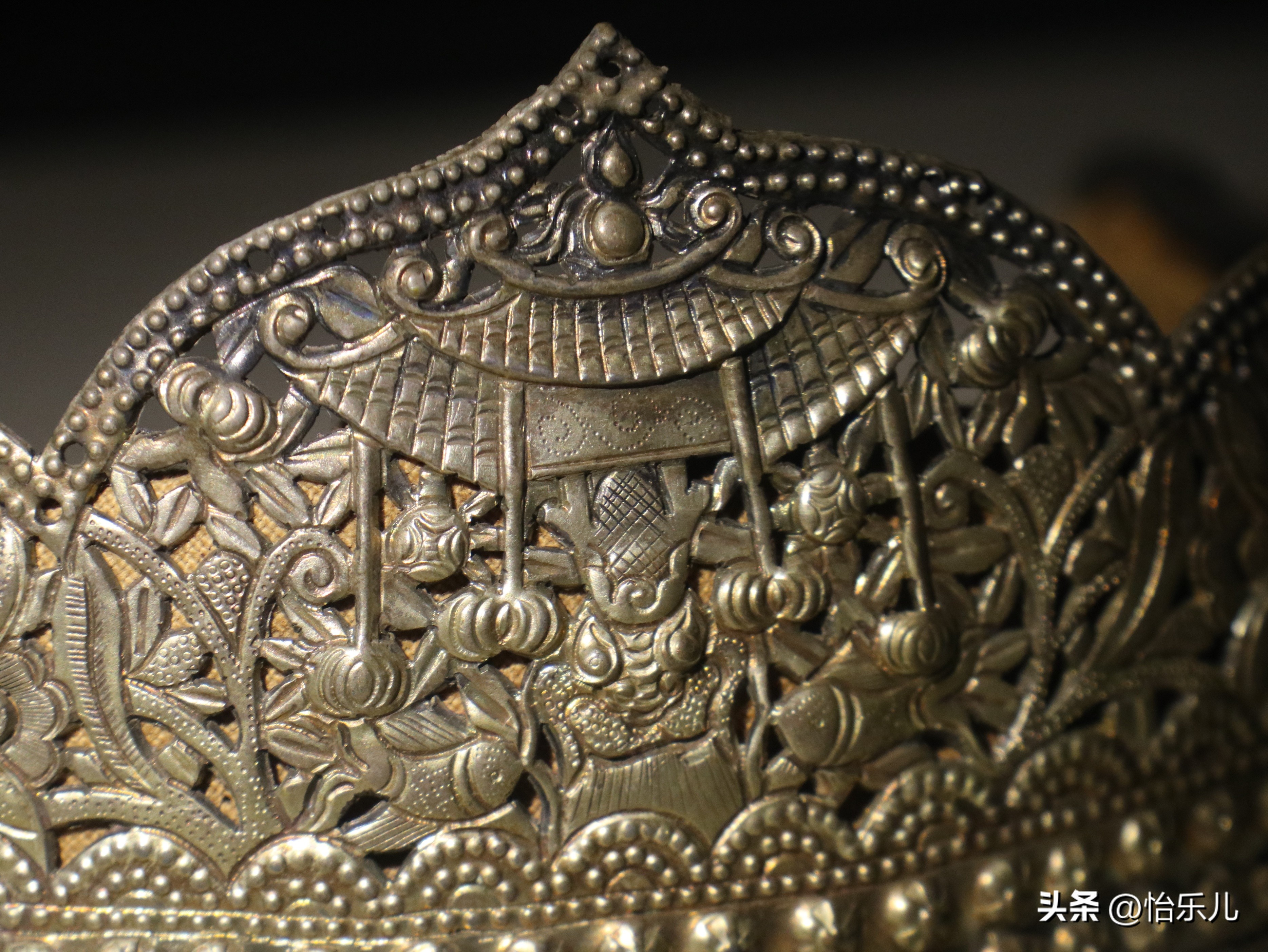 云南最著名的银饰,云南银饰元素