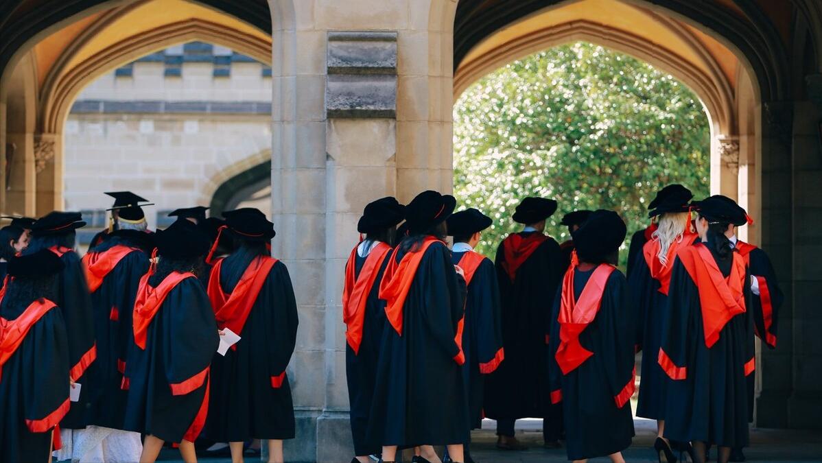 全日制和非全日制博士研究生区别,博士研究生和博士后的区别是什么