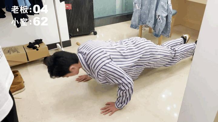 肖战把鞋带系成了死结？粉丝看肖战细节满满，这个窝窝大有说道