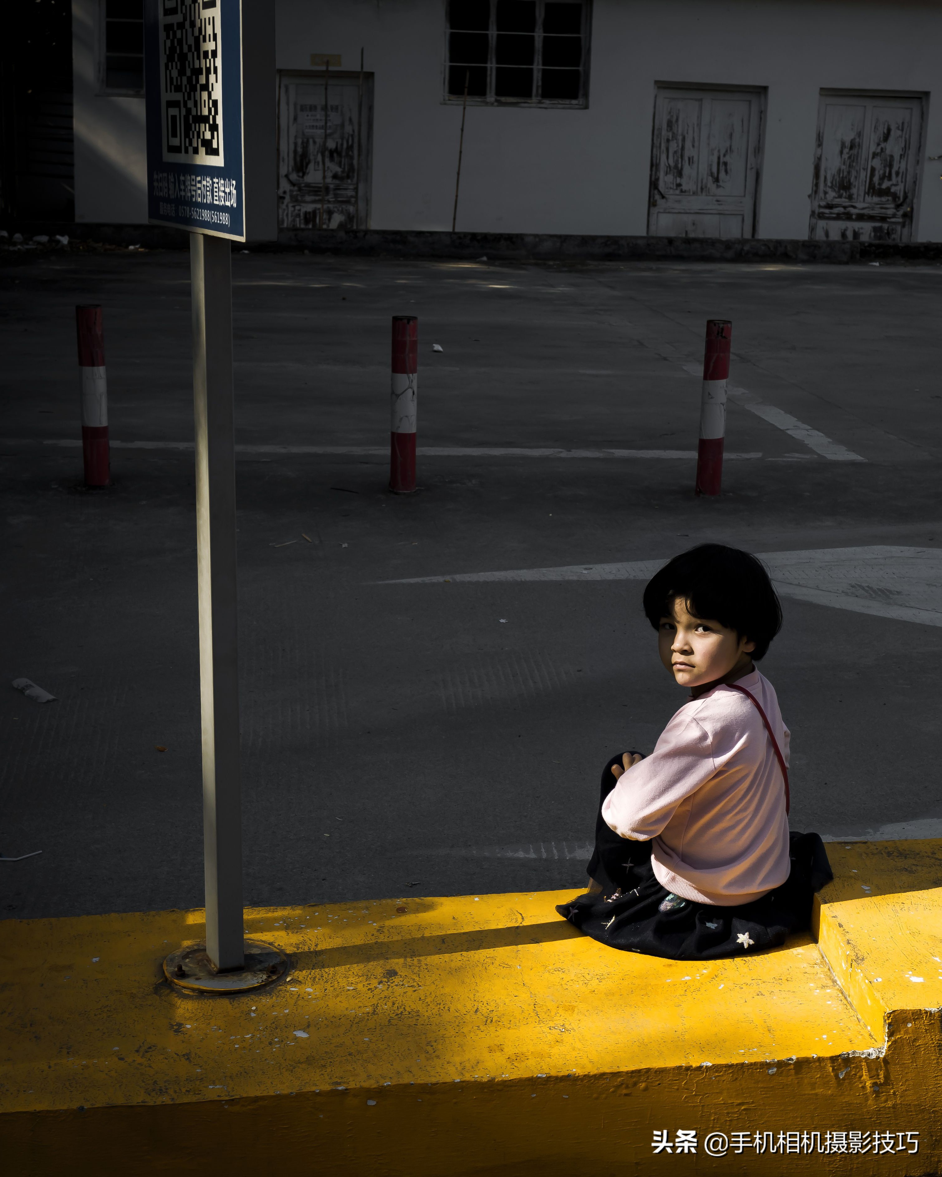 18组普通人拍出来的好照片：把不相关的东西拍到一起，效果很神奇