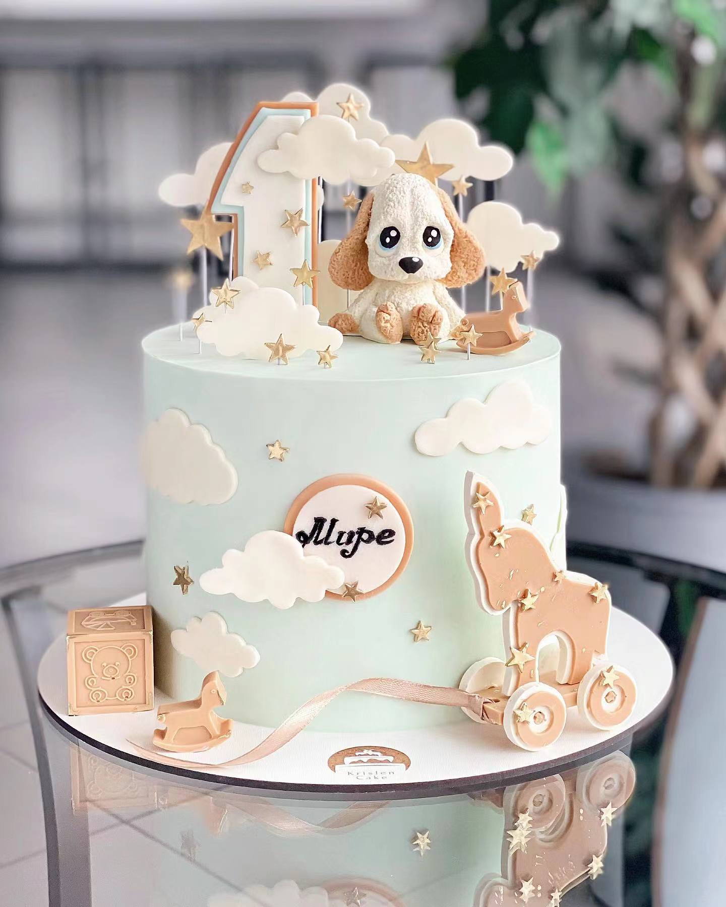 今天给大家做一款好看的蛋糕造型,美味又高颜值的蛋糕造型充满创意