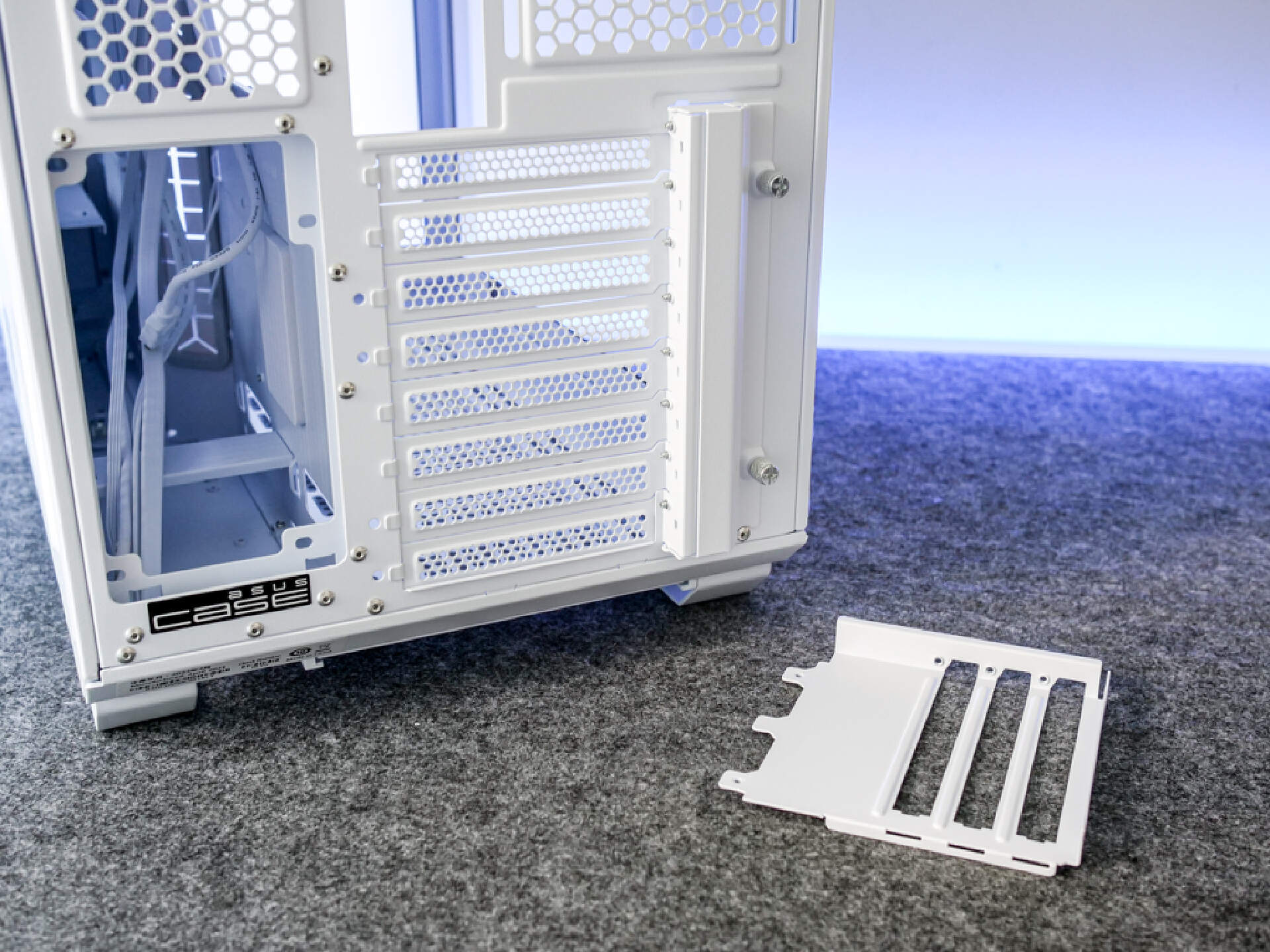 华硕gt502机箱教学,华硕tuf502弹药库机箱装机视频