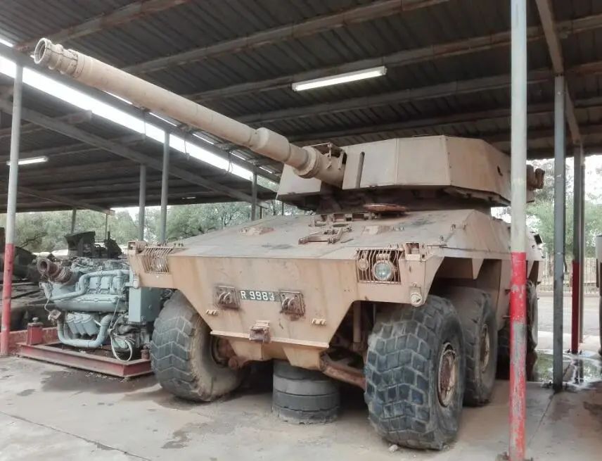 听说F系“振金轮胎”天下无敌？那是你没见过D系“大八轮”！