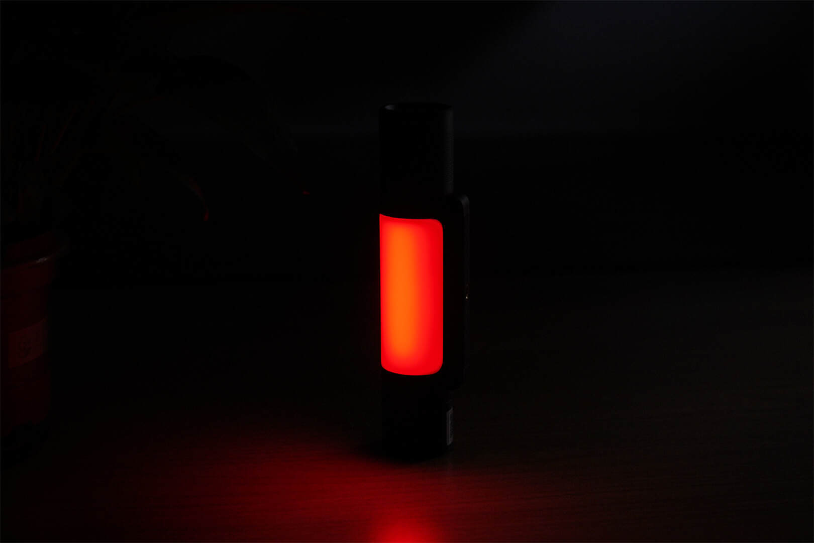 纳拓十二合一雷鸣音乐手电测评,神奇户外灯多功能高端露营灯