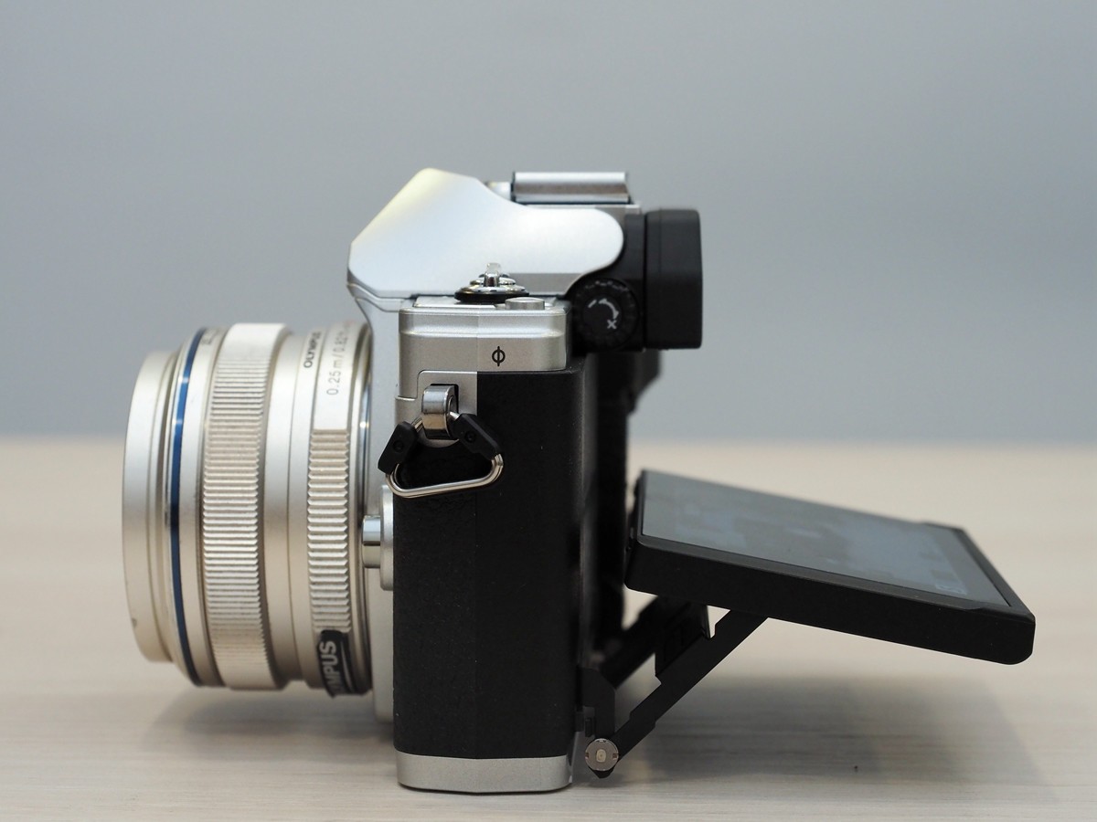 数码相机的基本结构是什么,相机机身结构及各部件作用