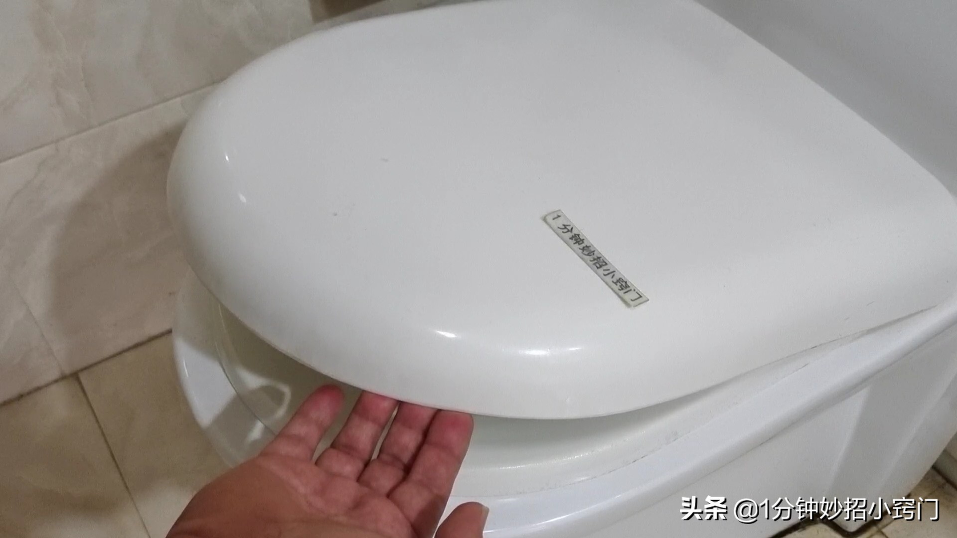 纸箱上的提手不要扔,纸箱用塑料把手