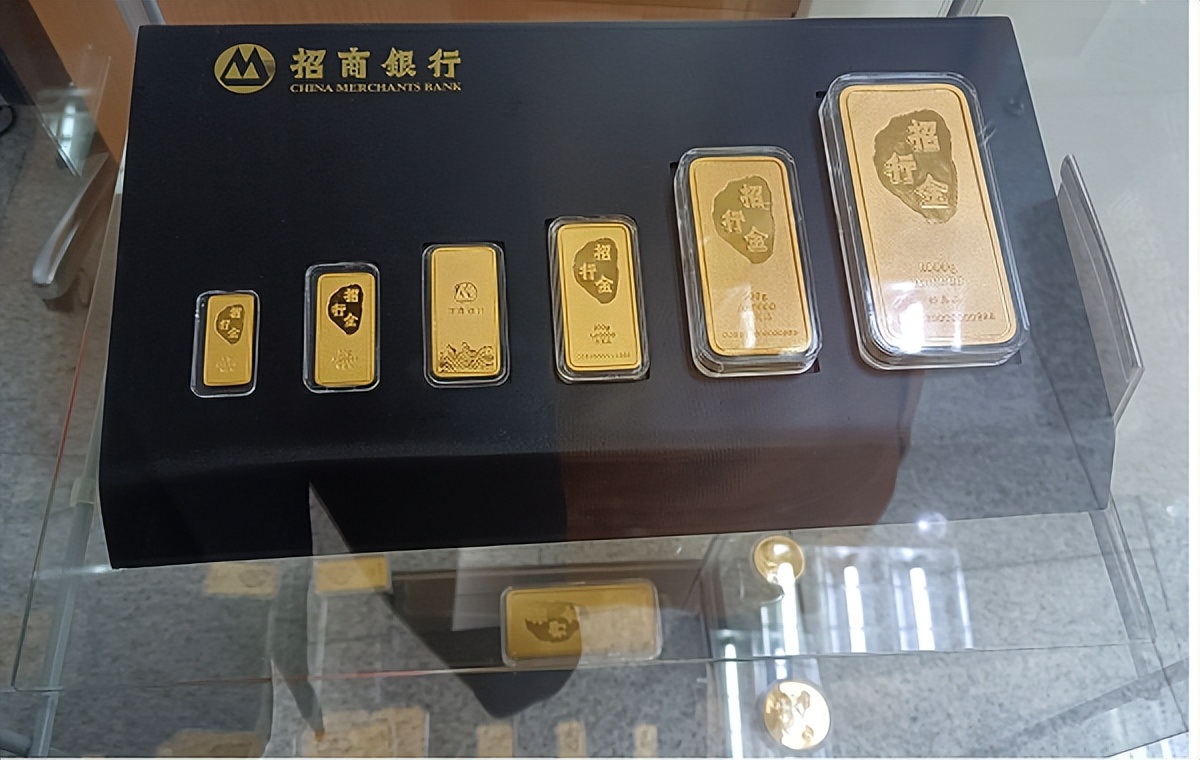 金价暴涨专家支招黄金投资,金价走高吸引投资者涌入黄金市场