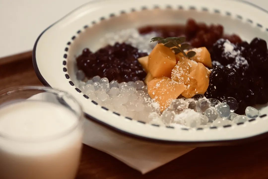 月销三千单的奶茶店,一个月销量5000单的奶茶店