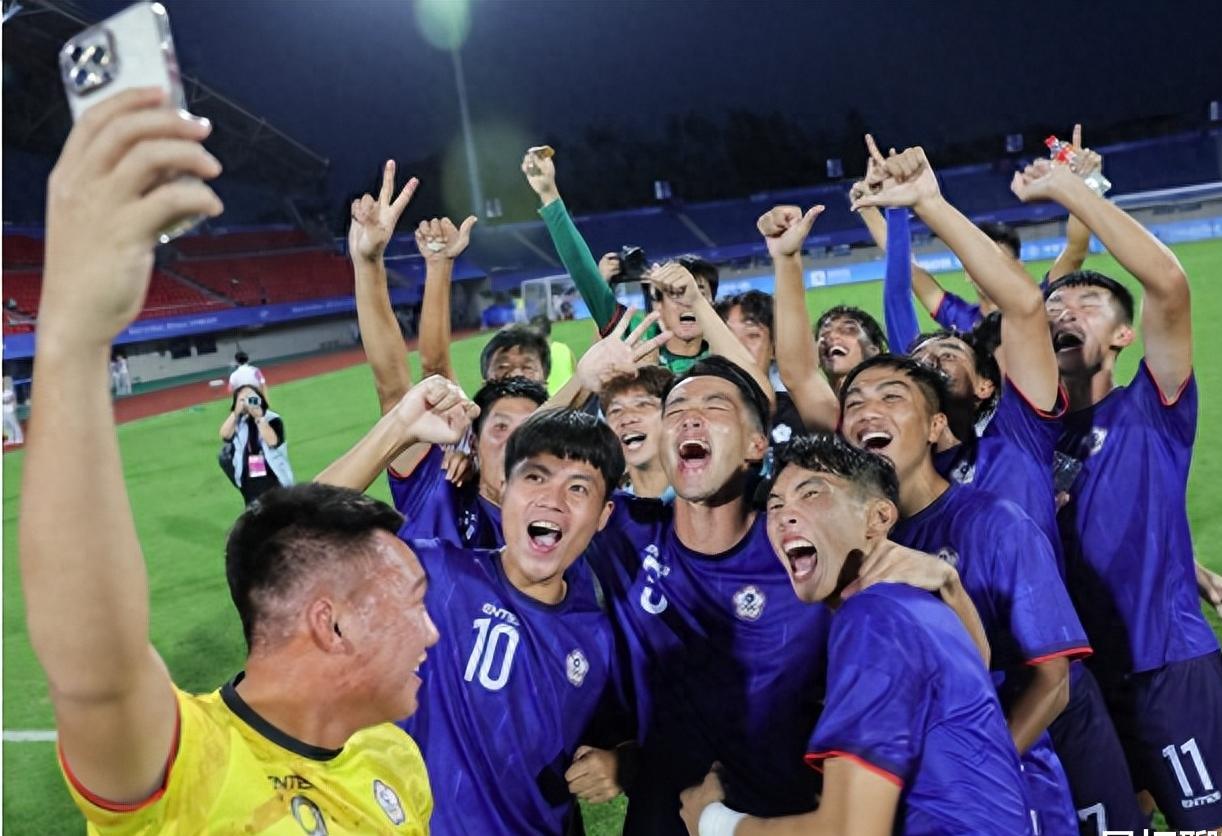 亚运男足日本2-1朝鲜集锦,朝鲜对日本男足比赛结果