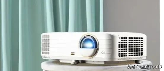 室内投影仪什么牌子好,现在什么牌子的投影仪效果好