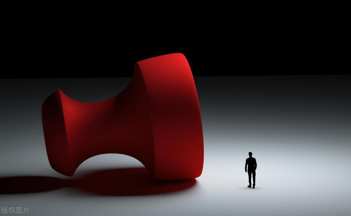 以借为名不还公款是否构成贪污罪,与贪污犯共谋贪污构成什么罪