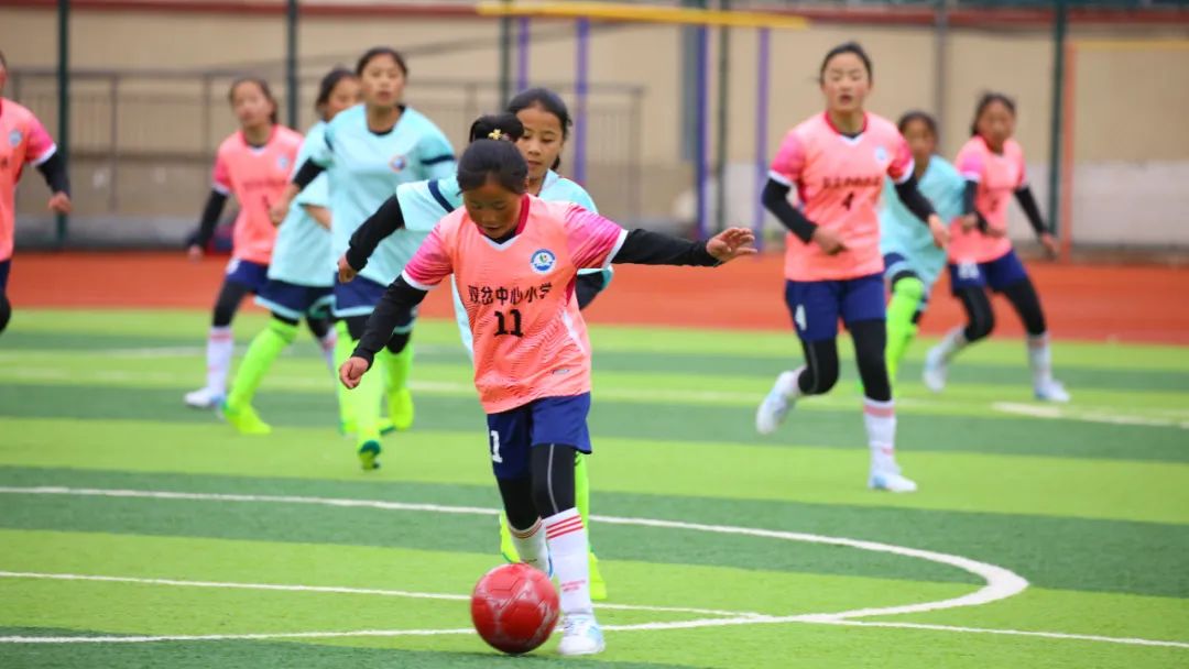 少年足球现场,少年足球队在线播放