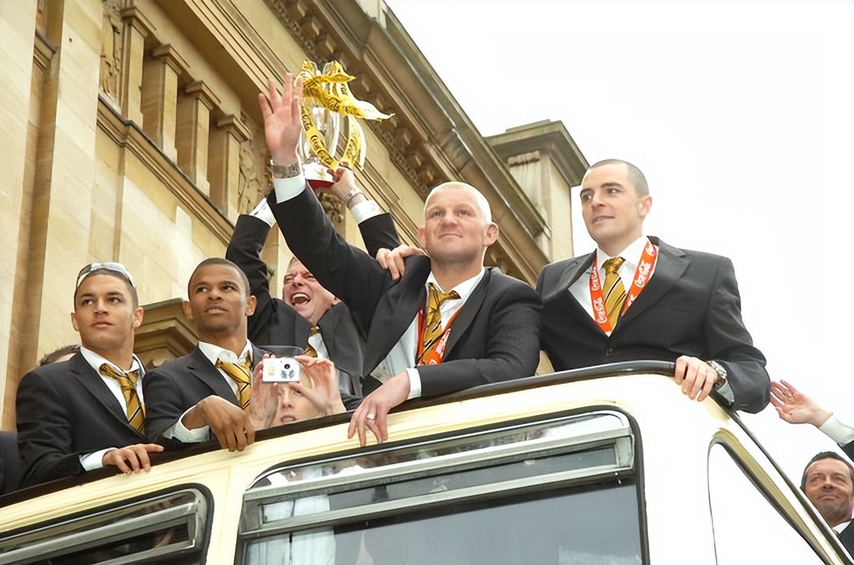 加斯科因盘带传球过人集锦,加斯科因挑球过人射门