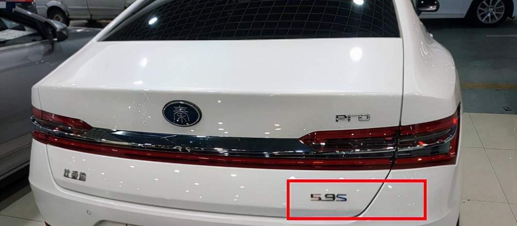 最新汽车品牌标志解读,汽车尾标gt和tsi代表什么