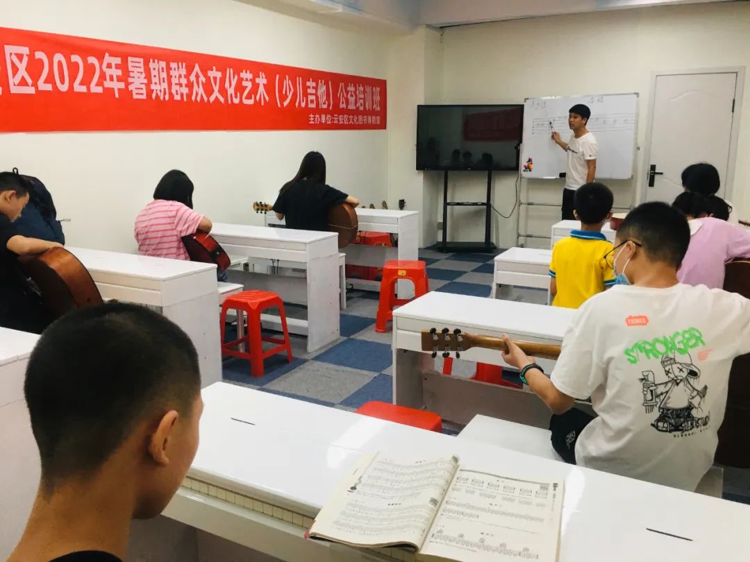 暑期成人特长培训,暑期传统文化培训火热