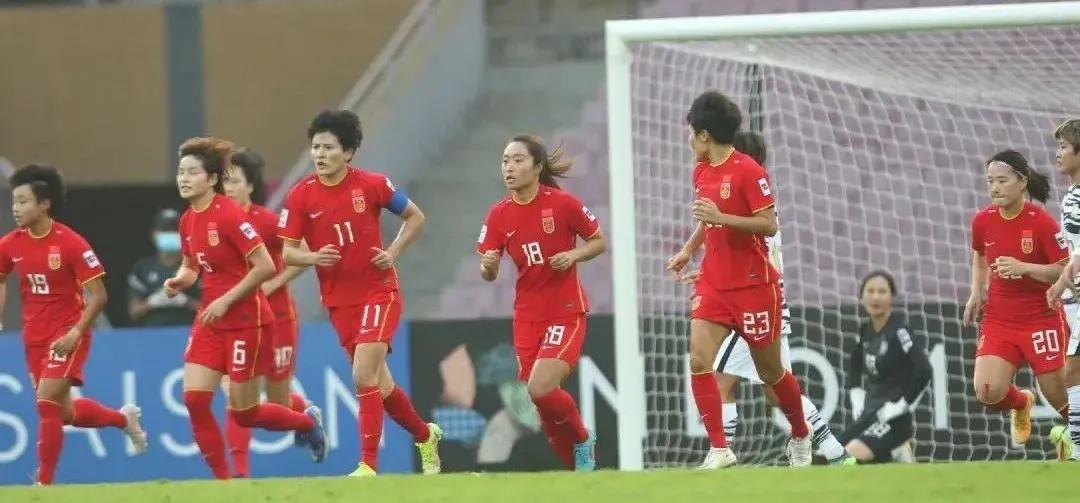 女足逐渐男性化,希望女足精神能给男足带来榜样