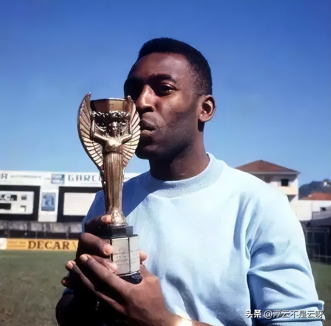 球王贝利成就了哪些球员,球王贝利的历程