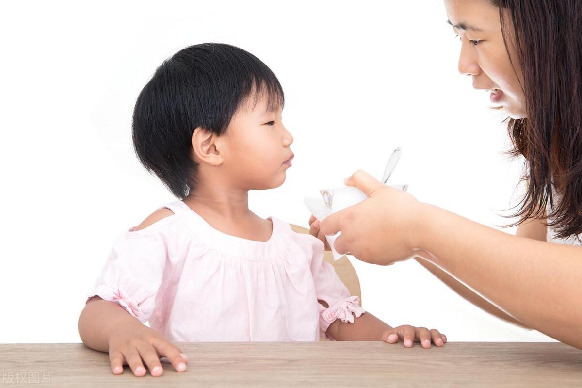 小孩子不爱吃饭怎么办吃什么开胃,小孩子不爱吃饭怎么办做什么辅食