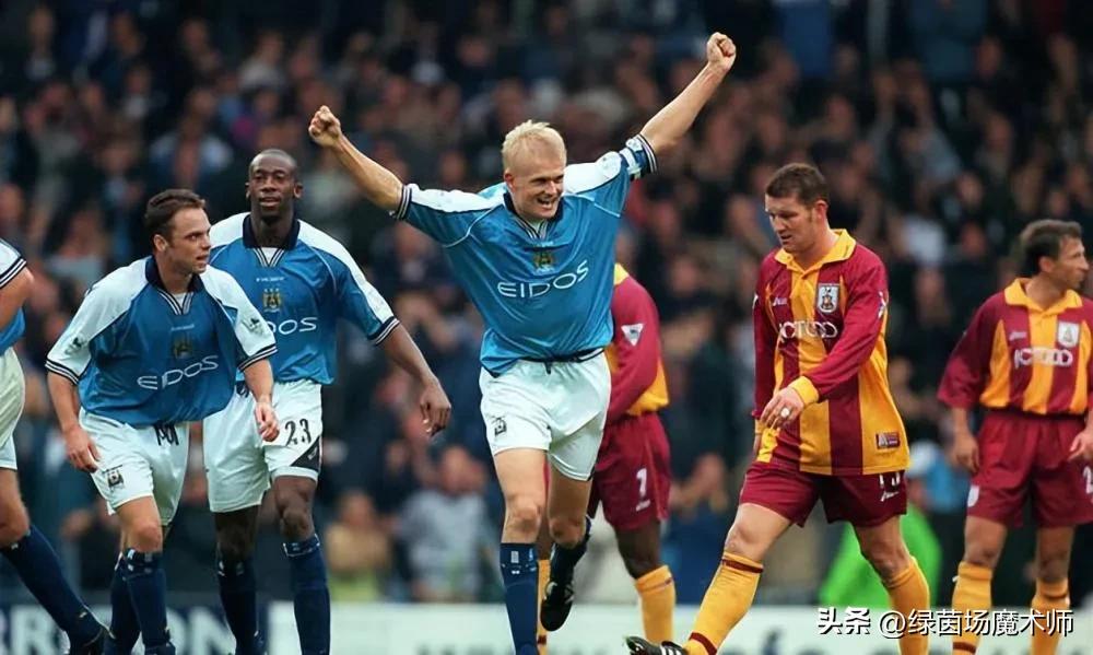 罗伊基恩为什么杀哈兰德父亲,当年是基恩踢断哈兰德的父亲吗