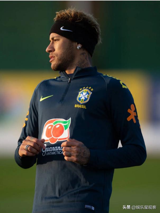 世界足坛史上最杰出的十大球星,世界足坛最佳前一百名球员