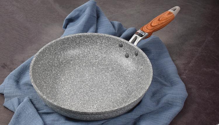 锅具红黑榜,盘点那些跟风买的锅具