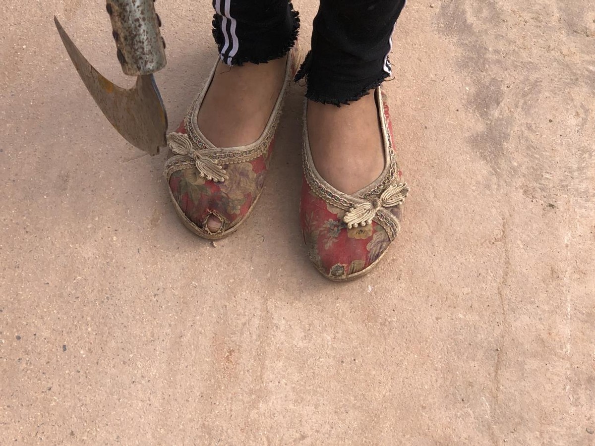 农村女孩被养母虐待,七岁留守女孩惨遭奶奶长期虐待