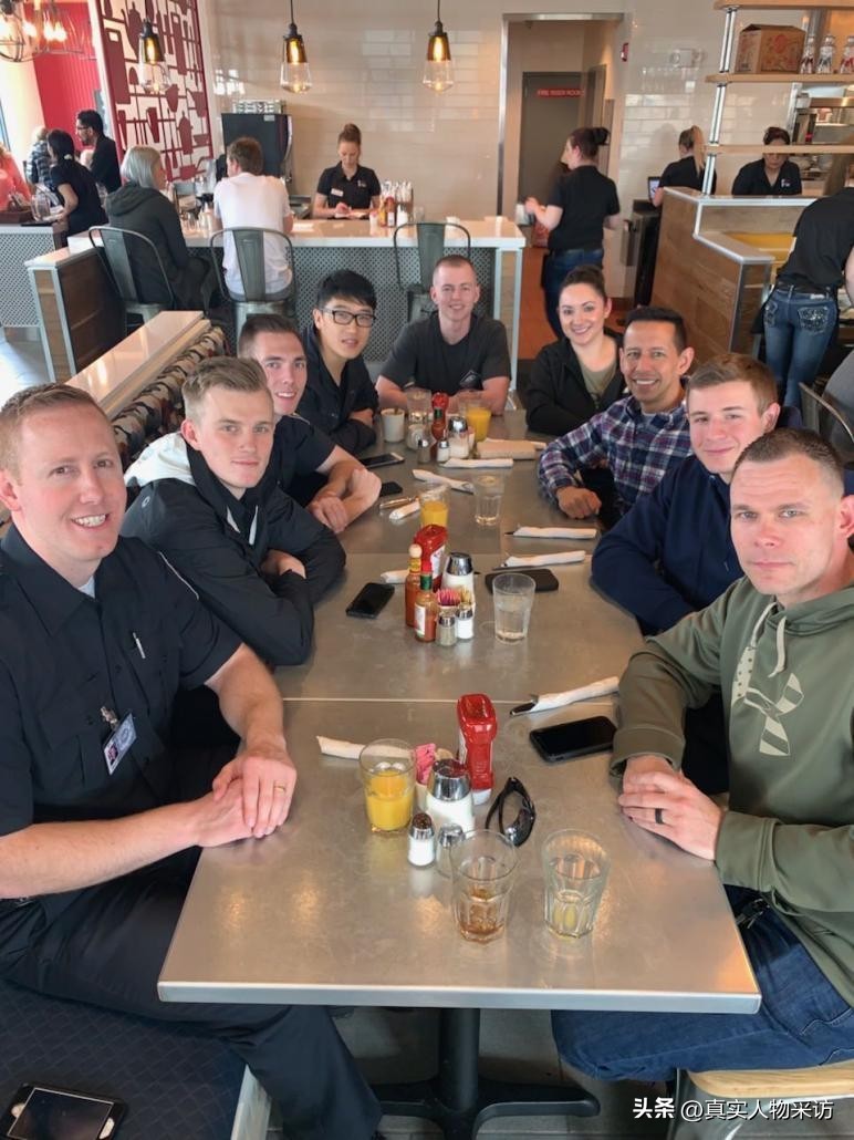 华人在美国当警察,在美国当警察至少要符合几个条件