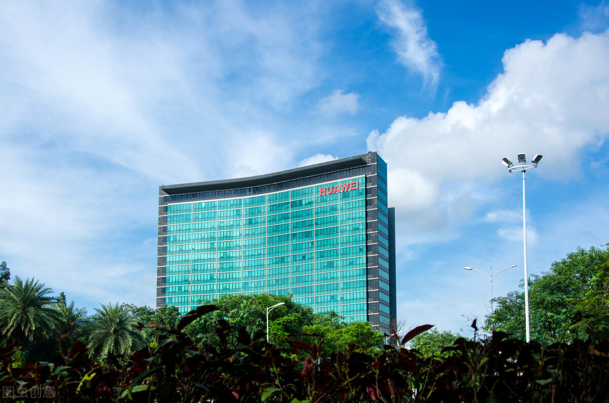 苹果跌倒、华为吃饱，safair被吐槽是IE，难规避的华为浏览器专利