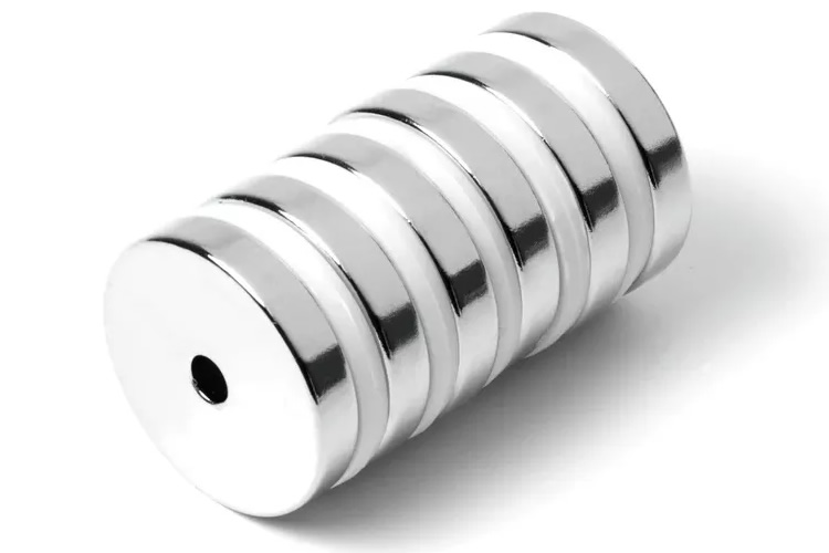 强力吸铁石打捞寻宝,强力吸铁石超市