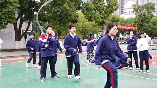 体育创新展示,体育特色课程开发与实施心得体会